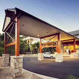 **** Отель Mercure Clear Mountain Австралия