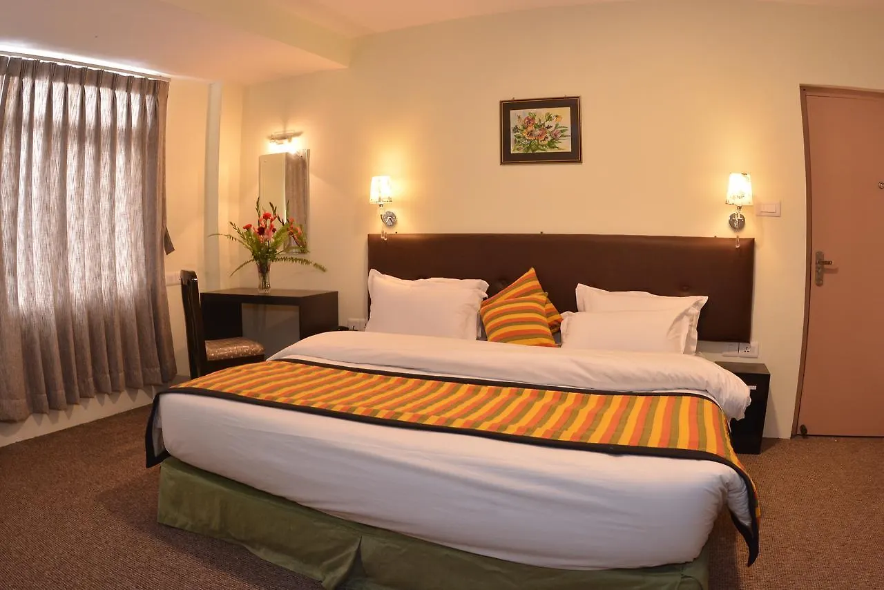 Hotel Serenity Kathmandu 3*,  Nepal